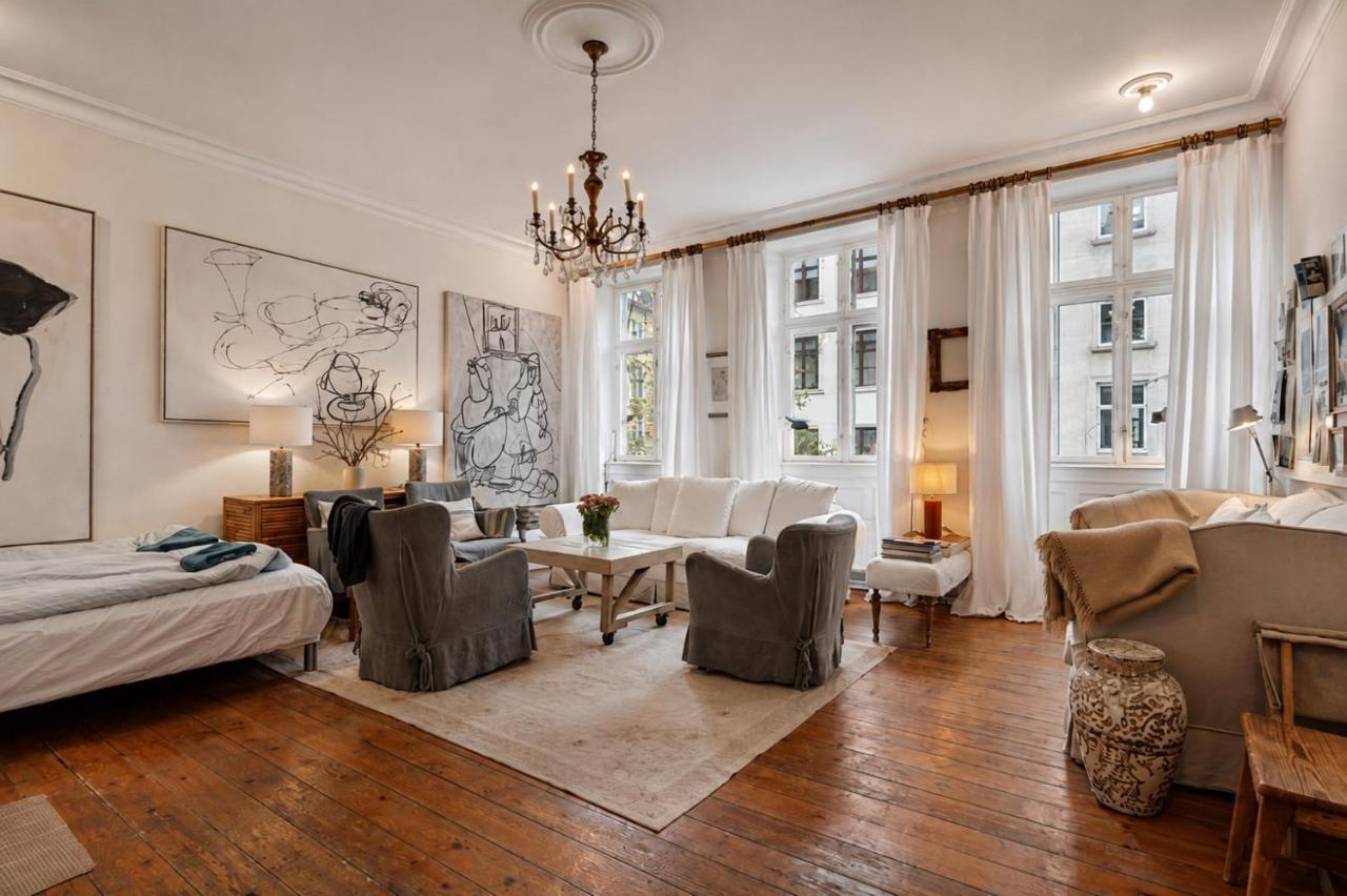 Balkon med udsigt midt i København - Bed and Breakfast Kopenhagen