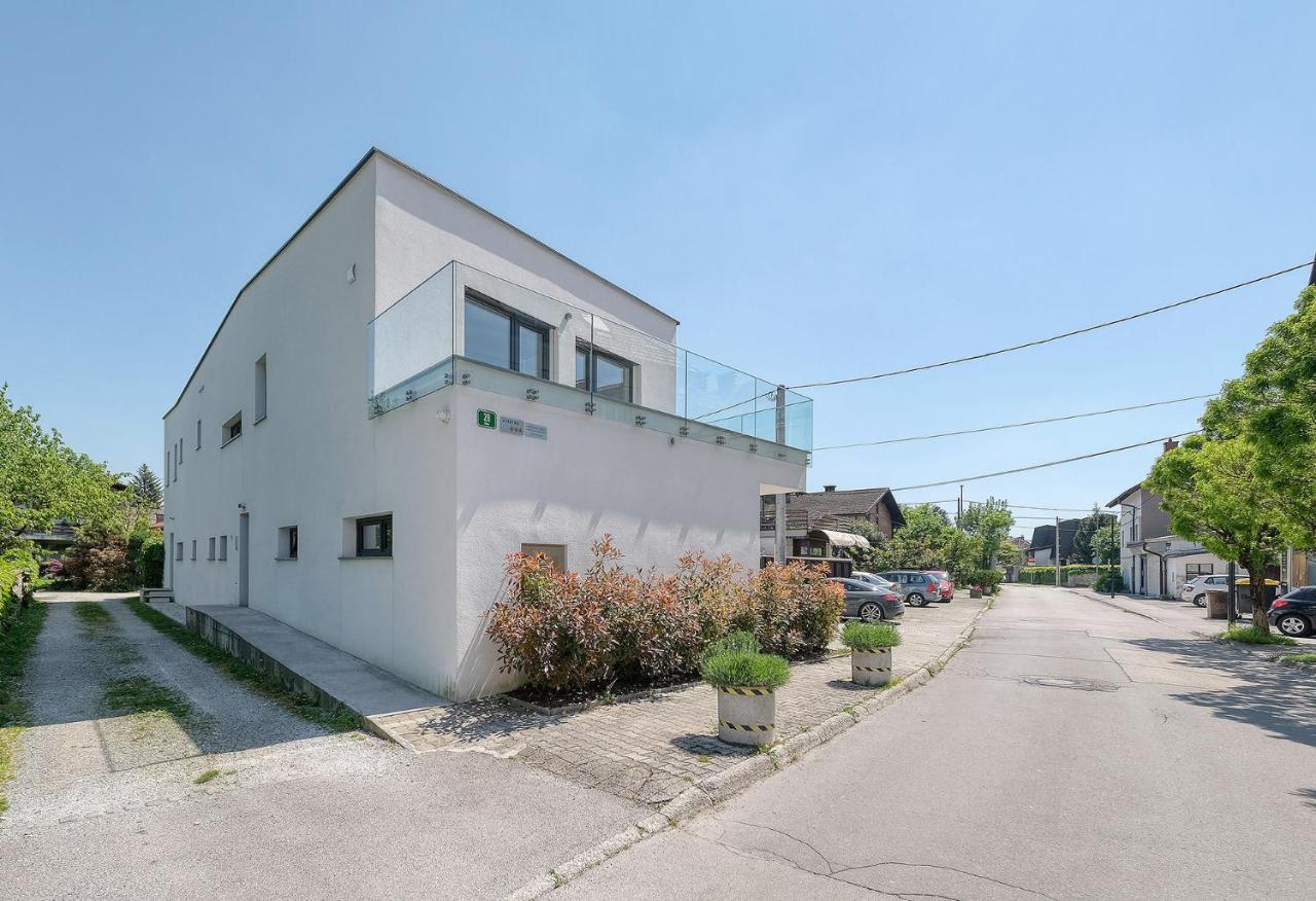 Apartments Trnovo - B&B Lubiana