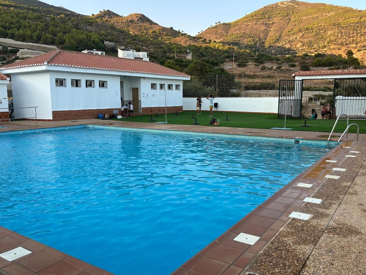 Casa Estrella Terraced house with sea and mountain views, Itrabo - Bed and Breakfast Ítrabo
