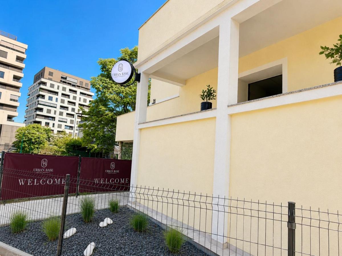 Urban Base Rooms & Apartments - B&B Celje