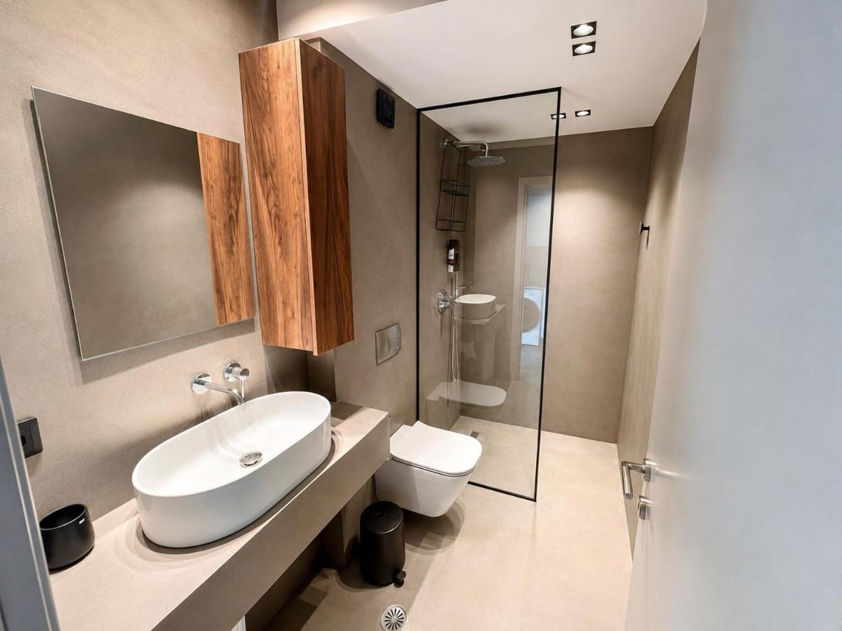 The Premium Kalamaria Suite - Metro & Promenade - B&B Salónica