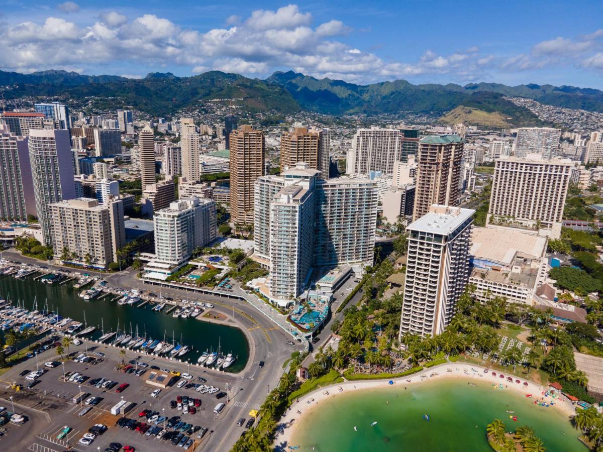 1438 Ilikai collection 8- Beach Views and great value - Bed and Breakfast Honolulu