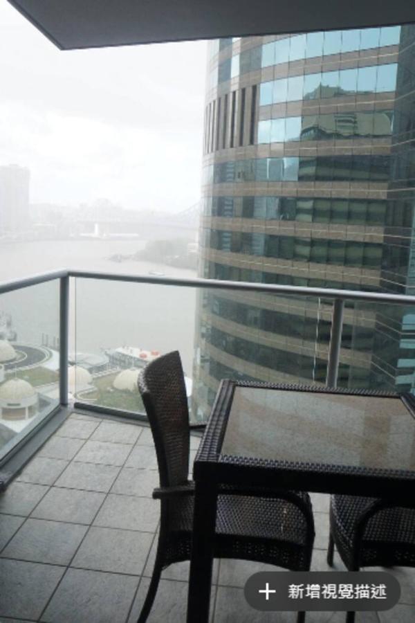 Perfect View in CBD-2rooms - Bed and Breakfast Brisbane