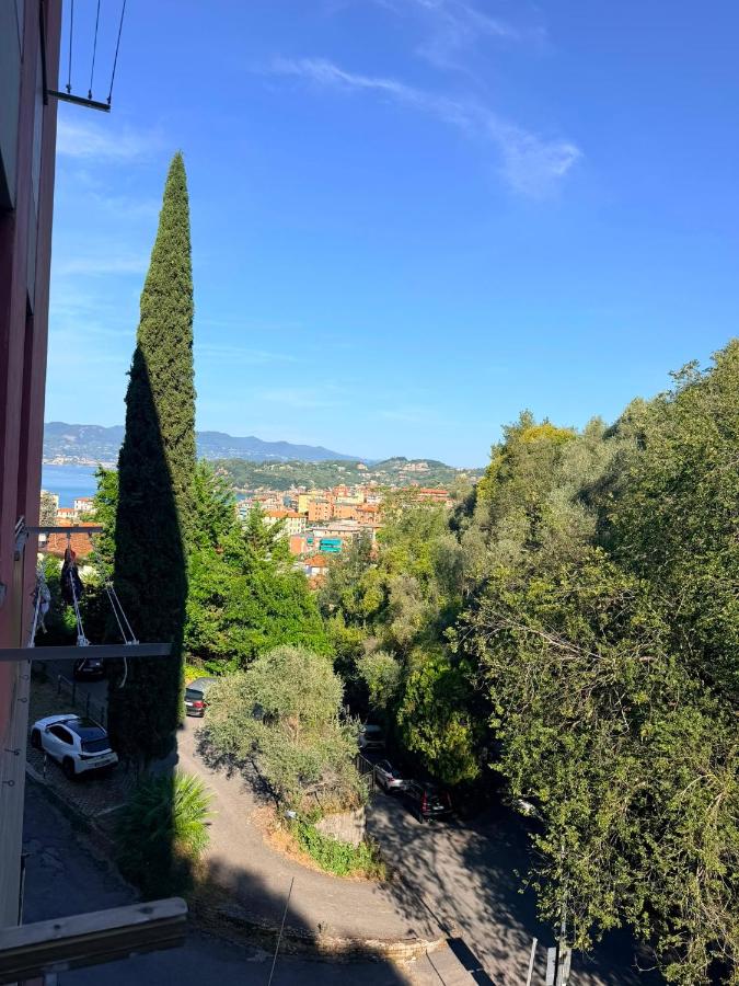 Lerici Breeze & Parking - B&B Lerici