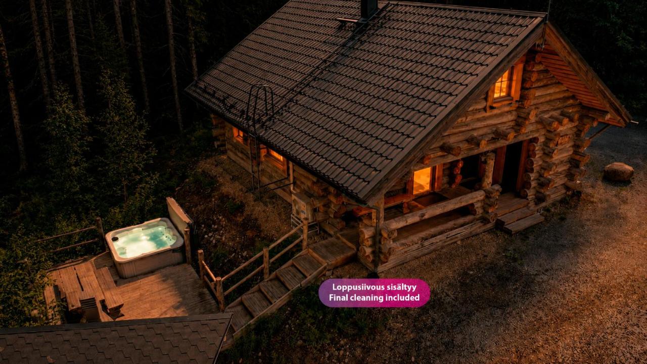 Villa Kelo Huvilla 1 - 10 henkilölle, Himos Länsihuippu, 50m² + 60m² - Chambres d'hôtes Jämsä