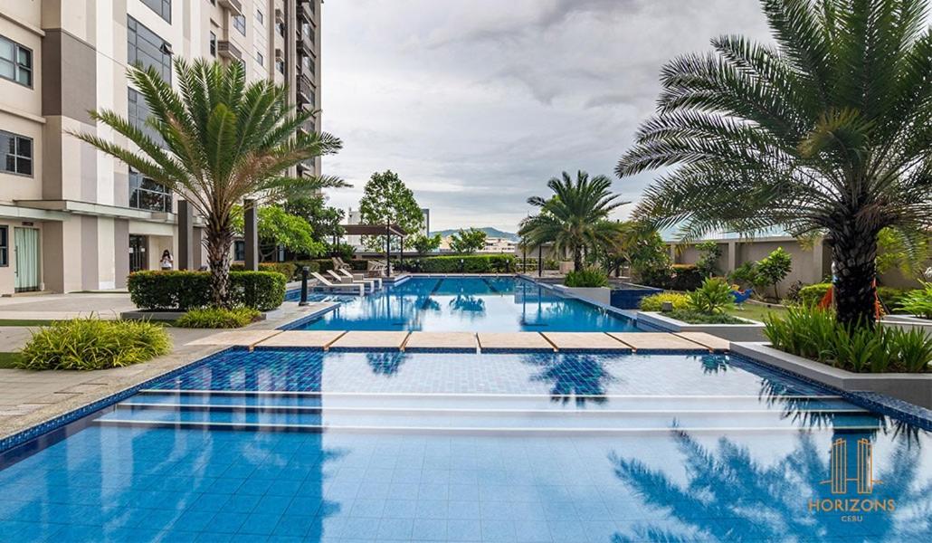 Sleeps for 4 Packs, Cebu Center with Pool and Gym - Ferienwohnung Cebu City
