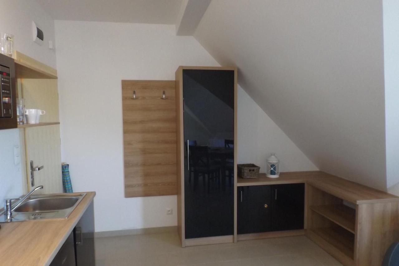 Apartment mit Balkon