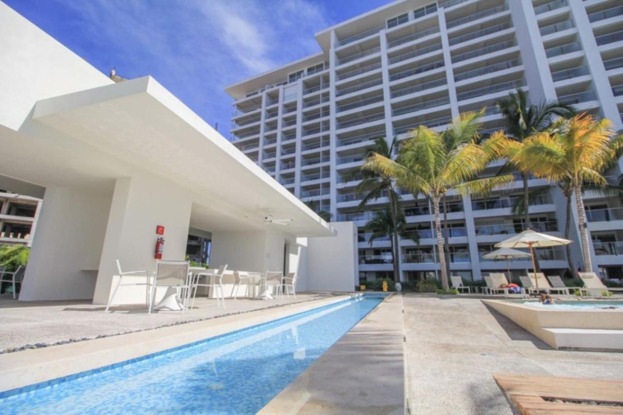 Wake Up to Ocean Views and Complimentary Breakfast - B&B Puerto Vallarta