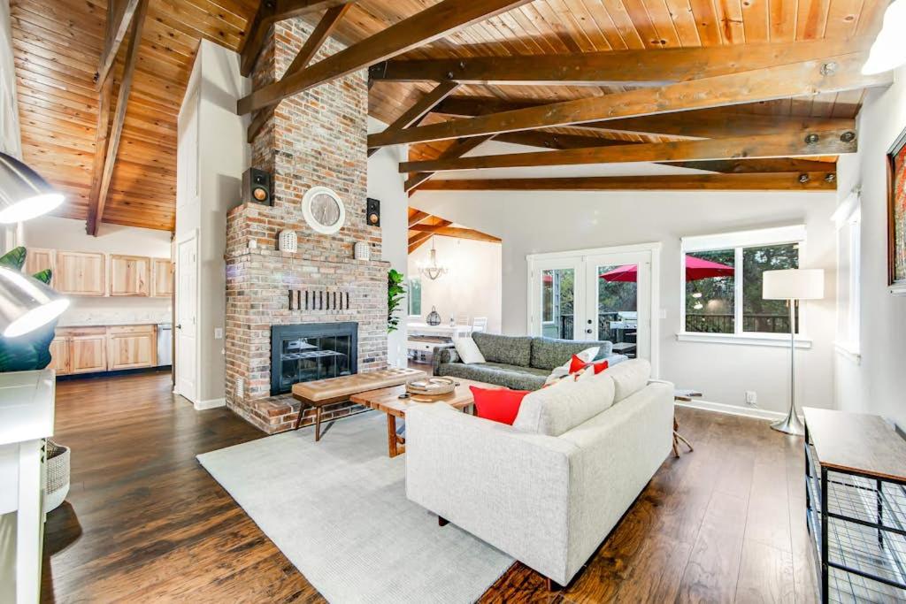 Wildflower Landing - B&B Groveland