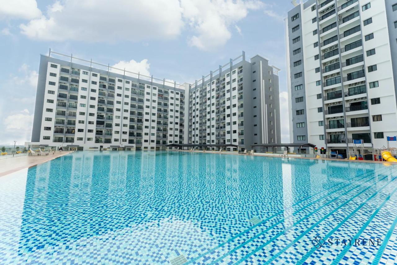 Ambience Residence Pulau Gadong Near Klebang Melaka by Stayrene - B&B Malaca