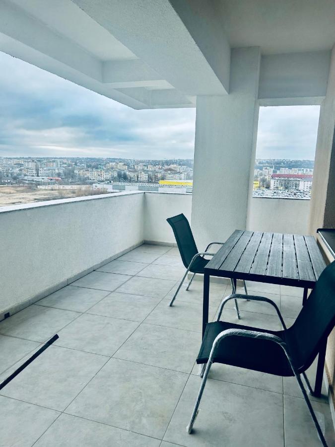 Elegance Residence- Private Parking - Chambres d'hôtes Iași