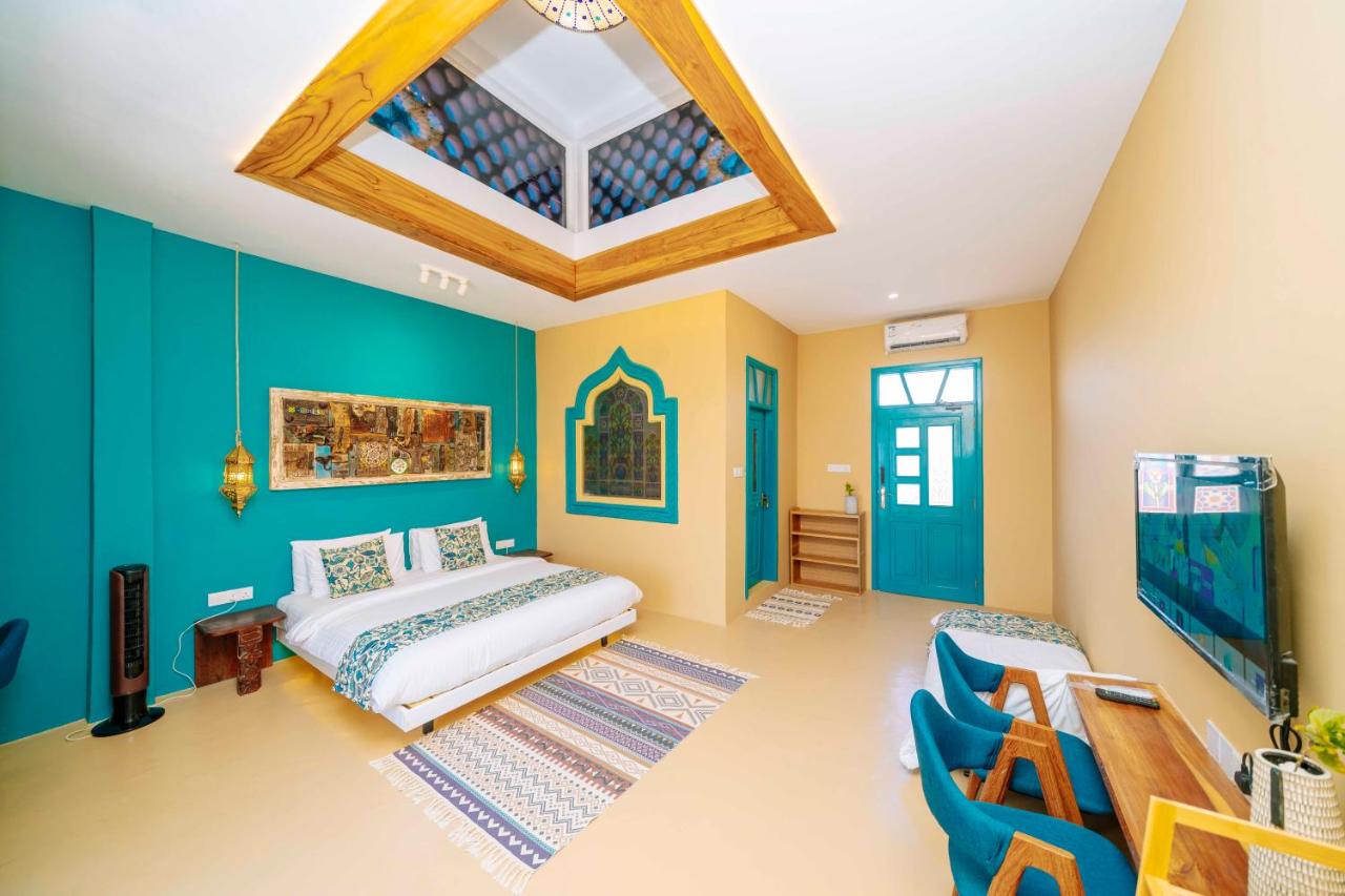 Deluxe Double Room (2 Adults + 1 Child)