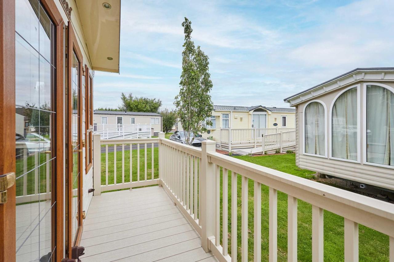 Host & Stay - Plane View - B&B Felton