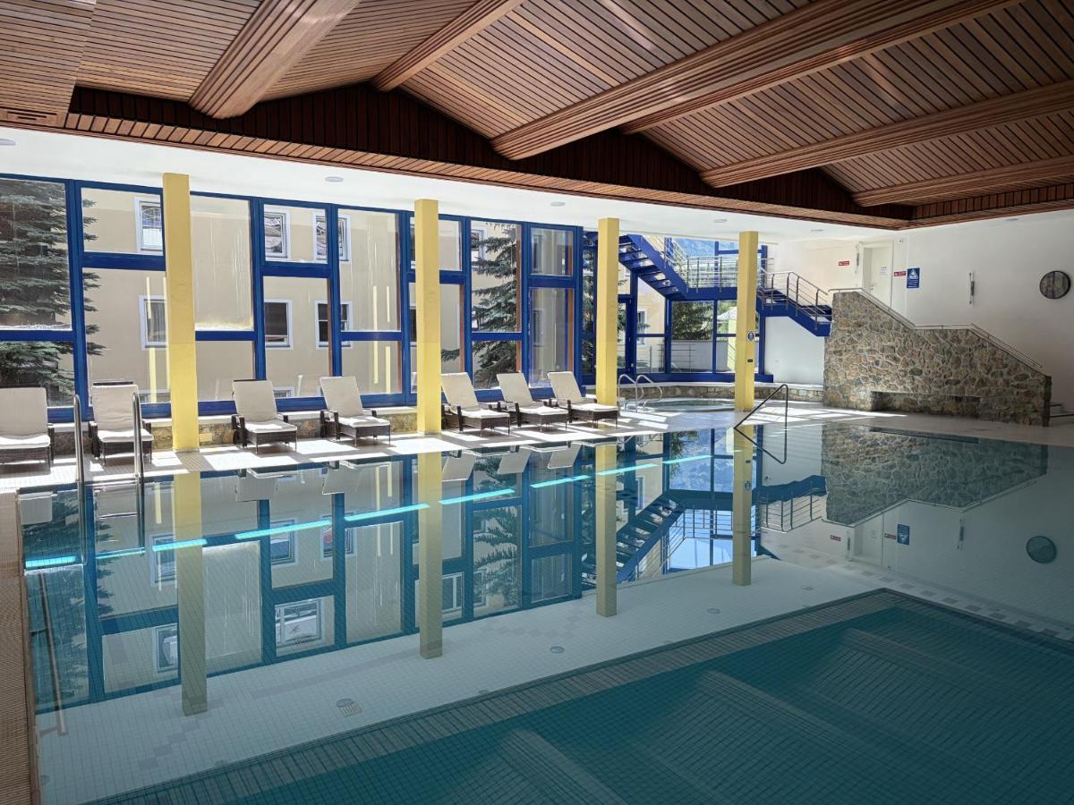 Apartment 132 with Pool, Gym and Sauna - Champfèr - Chambres d'hôtes Saint-Moritz