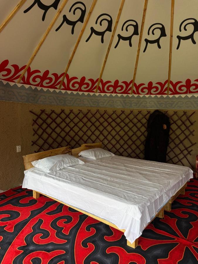 Vierpersoonskamer met Eigen Badkamer