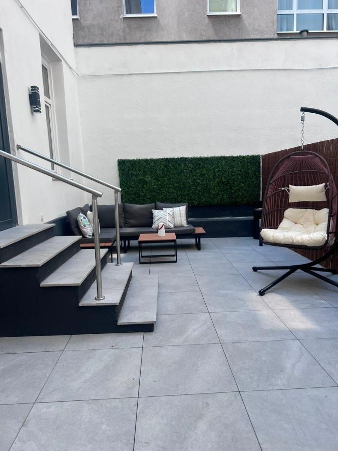 Designer studio l Minutes walk to city centre - B&B Viena