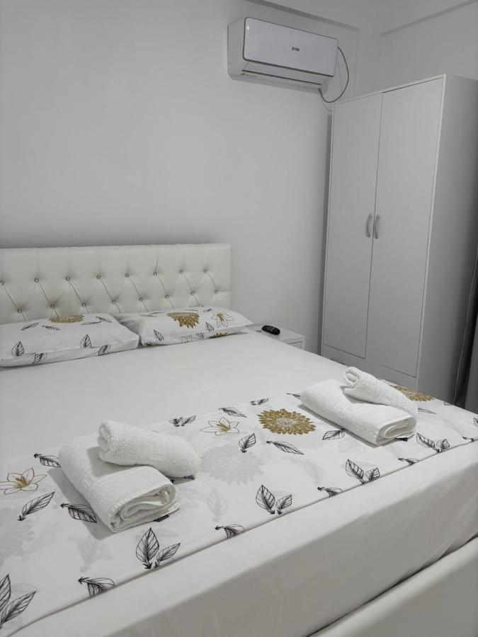 Urani Cozy Apartment - B&B Ksamil
