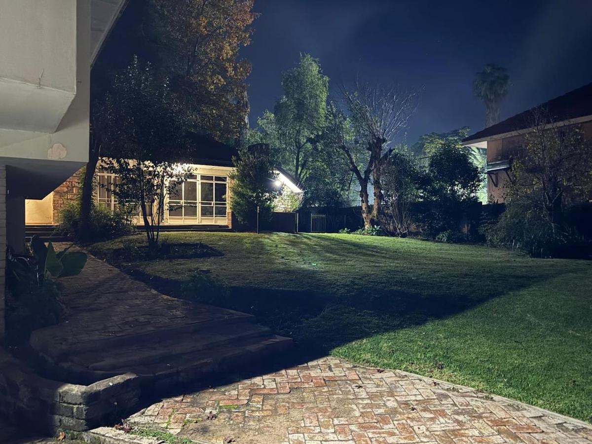 Burton House Riviera on Vaal Golf Course View - B&B Vereeniging