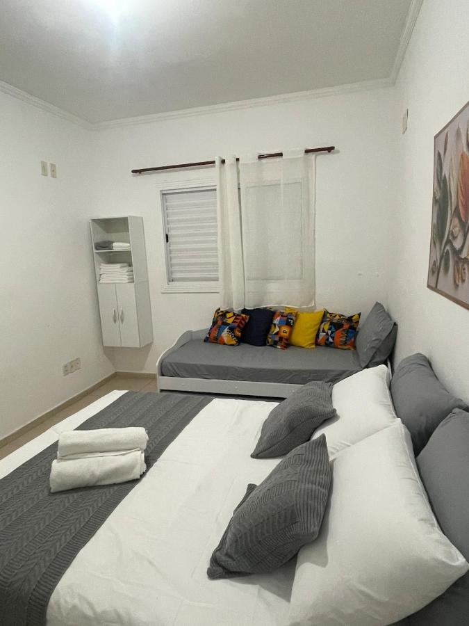 Apartamento 5 min da Canção Nova e INPE - Chambres d'hôtes Cachoeira Paulista