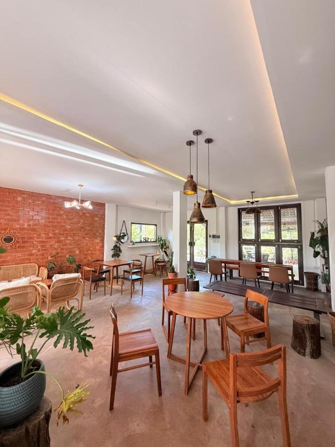 Sunin Garden Cafe Homestay - Ferienwohnung Ban Namôn