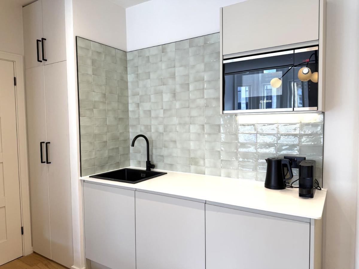 One-Bedroom Deluxe Apartment