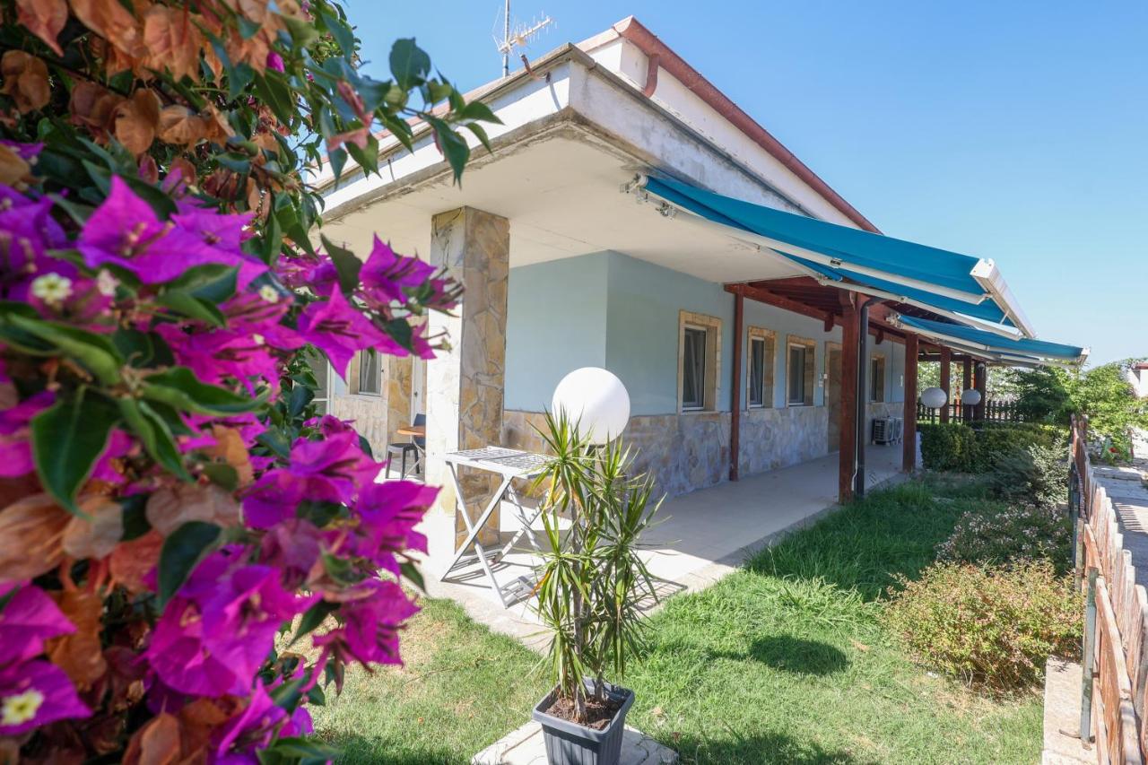 Mabell Guest House - Bed and Breakfast Civitavecchia