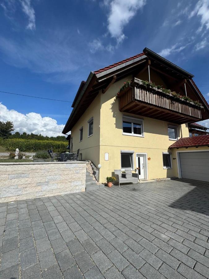 Idyllische Ferienwohnung - B&B Hohentengen