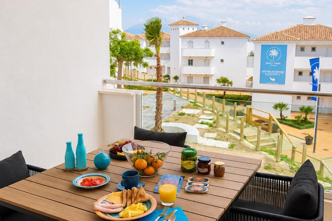 Chic and cosy apartment with a pool - B&B Manilva