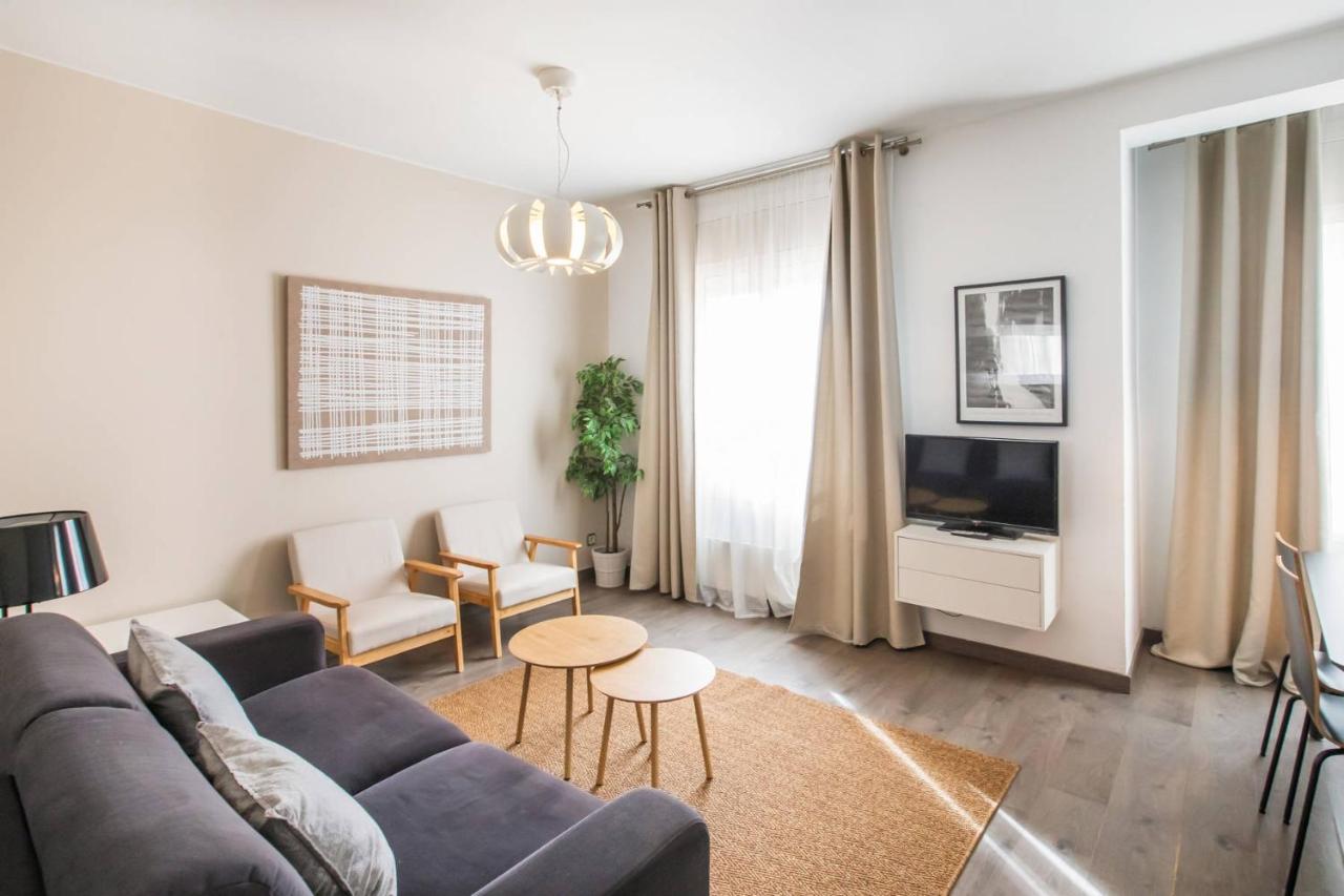 51ind1120- Apartment near Sagrada Familia - B&B Barcellona