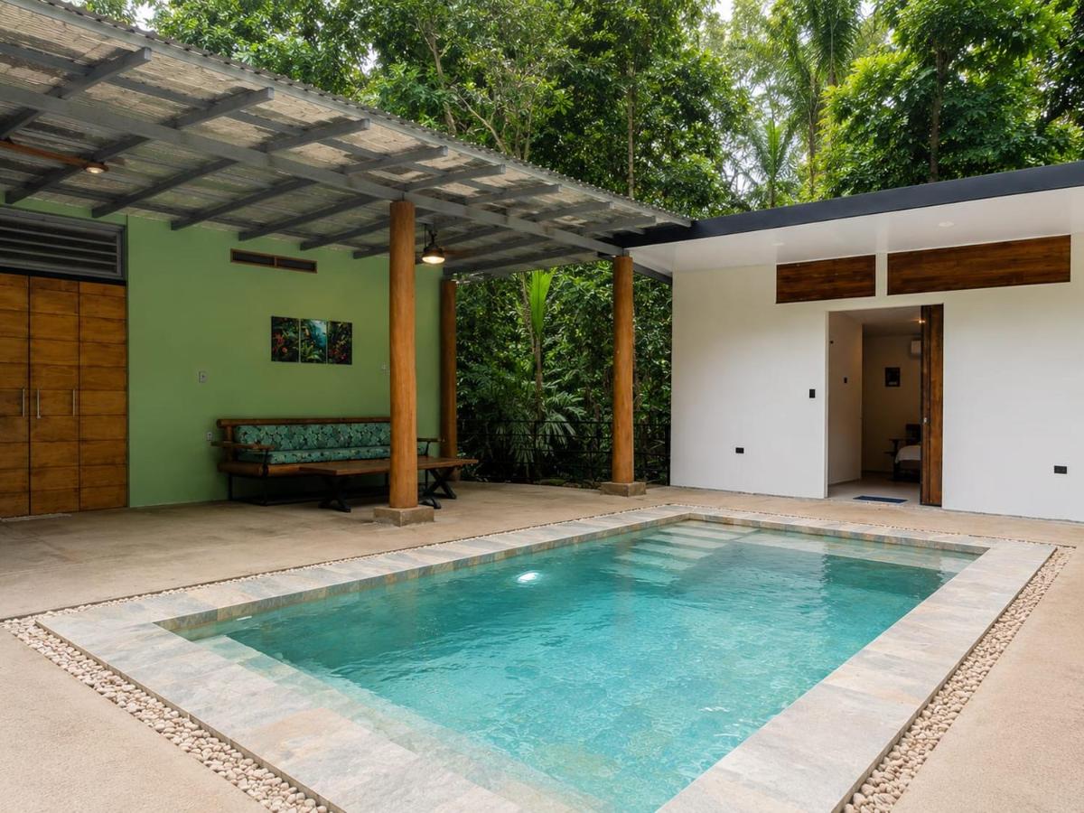 Villa Laurel - 2BR Jungle Villa with Private Pool - B&B Puerto Viejo de Sarapiqui