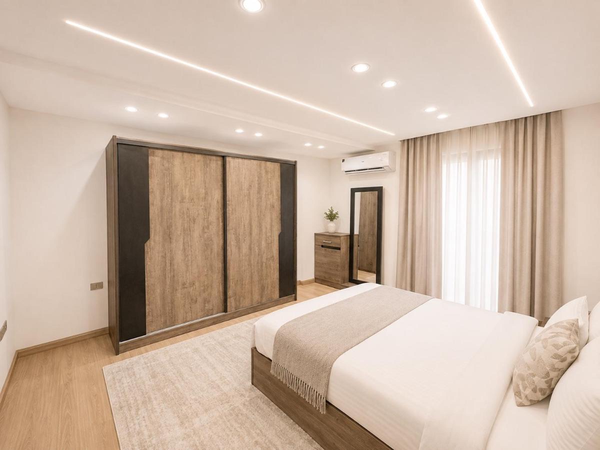 Appartamento con 3 Camere da Letto