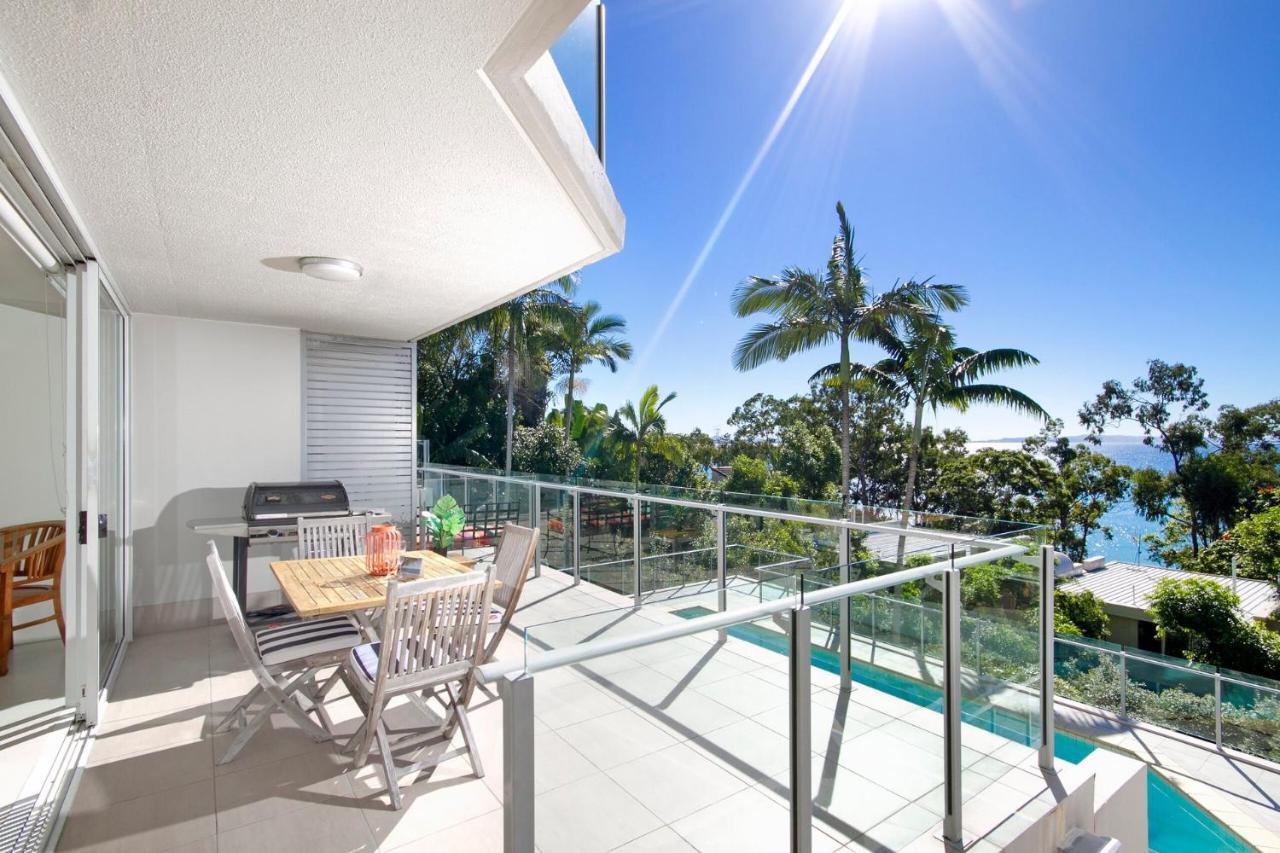 Courtyard Charm, Ocean Views, Little Cove - Bed and Breakfast Noosa Heads