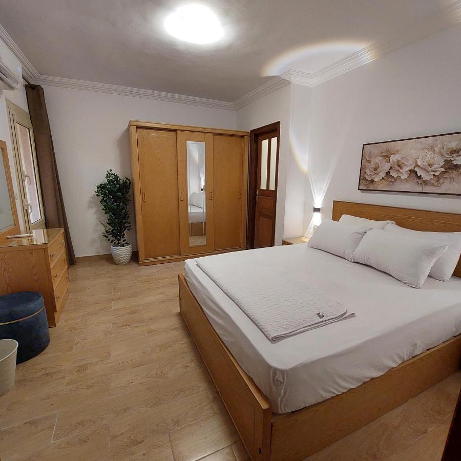 Appartamento con 2 Camere da Letto