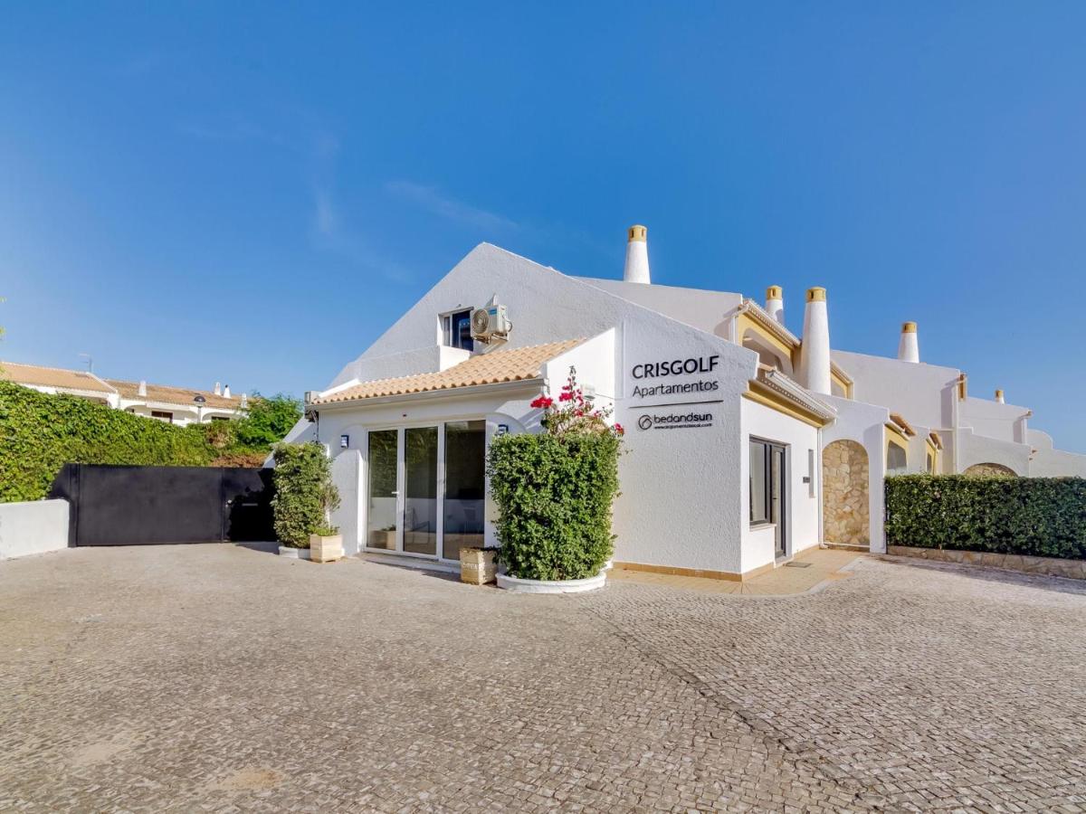 Crisgolf Apartments • Apt. 10 Private Garden - B&B Quarteira