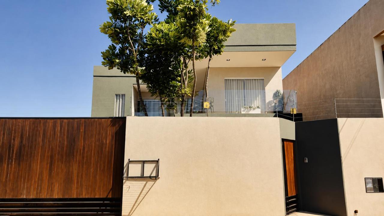 Casa 3 Suítes com Ar, Vila Planalto, 8 Hóspedes - B&B Brasília