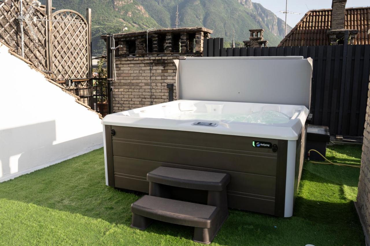 Talvera Dream - City center, Rooftop, Garage & Jacuzzi - B&B Bolzano