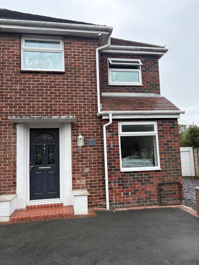 Newly made apartment extension on house - Bed and Breakfast Prescot