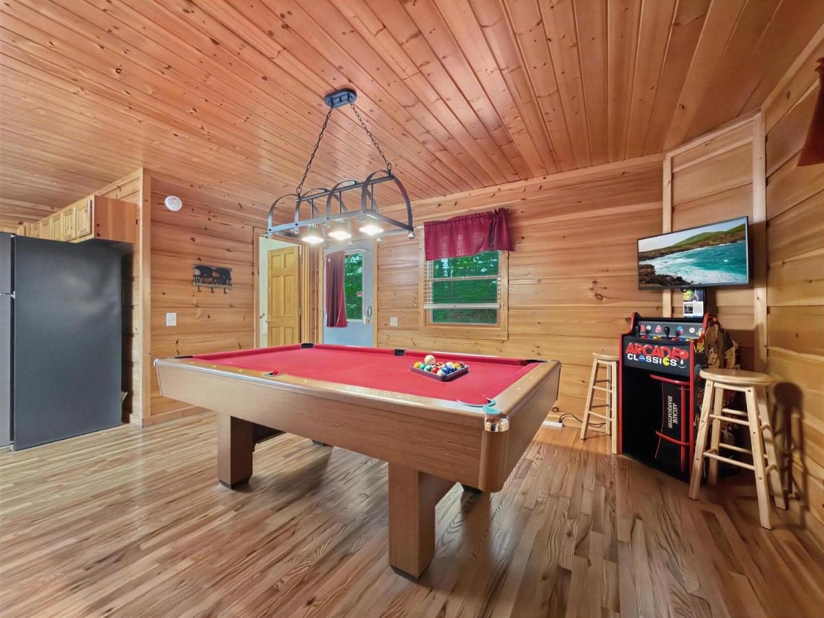 Always Misbehavin #1412 - B&B Gatlinburg