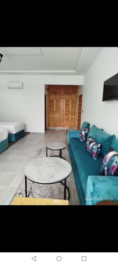 Habitación Triple con vistas a la piscina