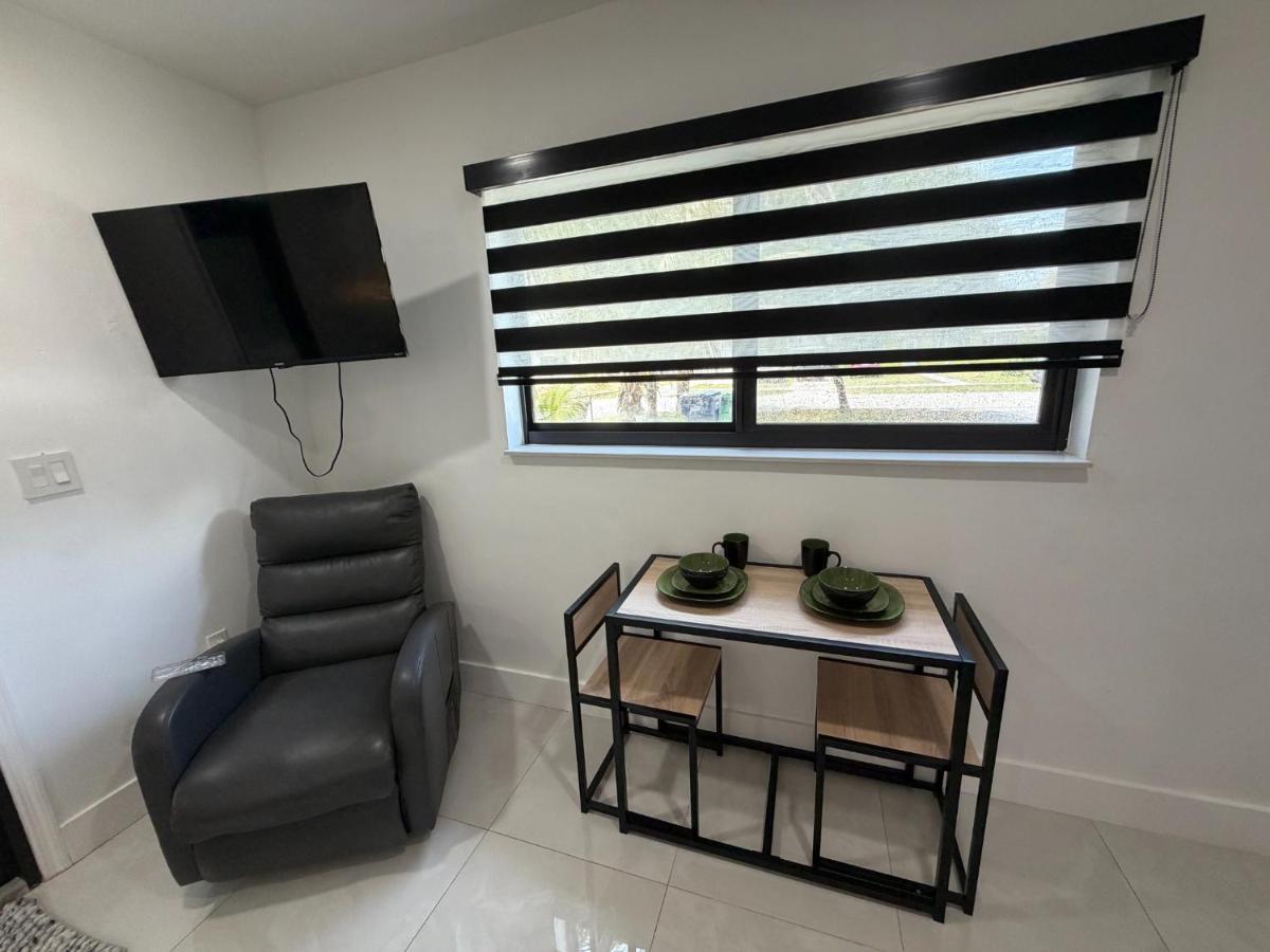 Luxury Stay Near Hard Rock Stadium - Ferienwohnung Miami