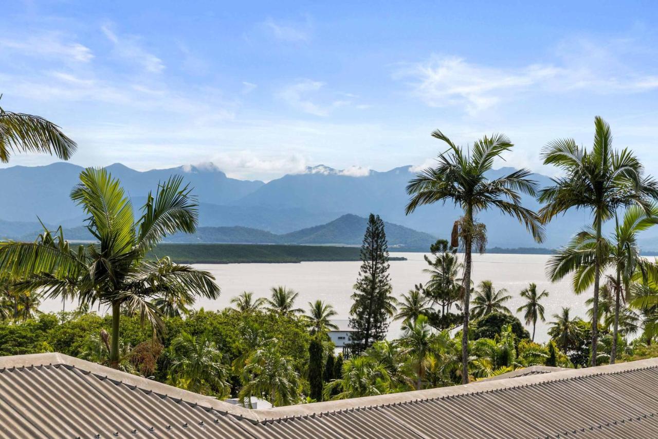 Vistas at The Point - Bed and Breakfast Port Douglas