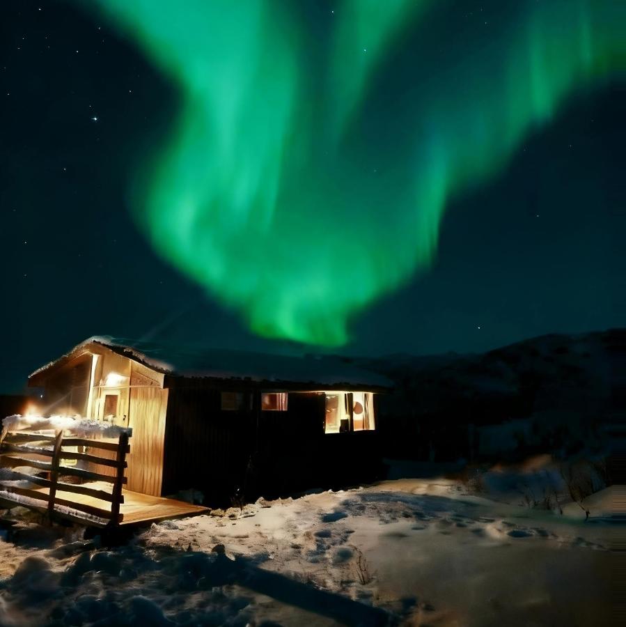 Aurora Cabin and Private Jacuzzi - B&B Hvolsvöllur