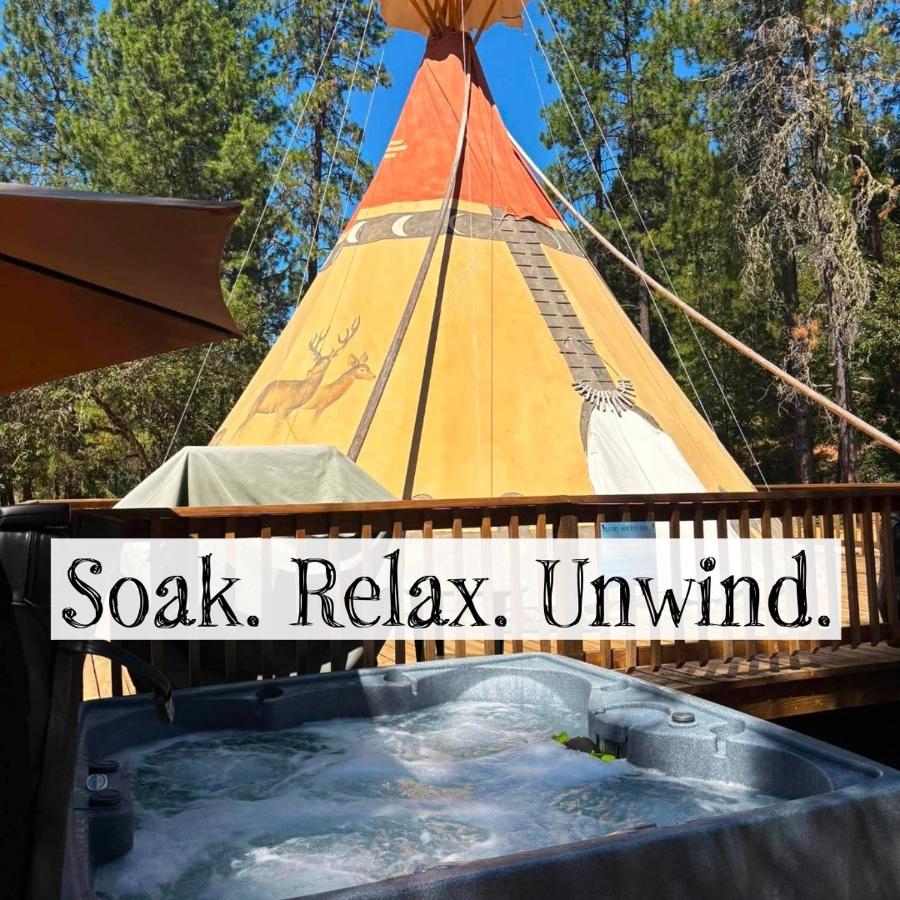 The Grand - with 6 Person Hot Tub - B&B O'Brien