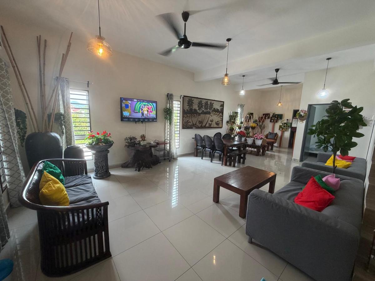 Relax & Enjoy Garden Homestay - Chambres d'hôtes Kuala Kubu Baharu