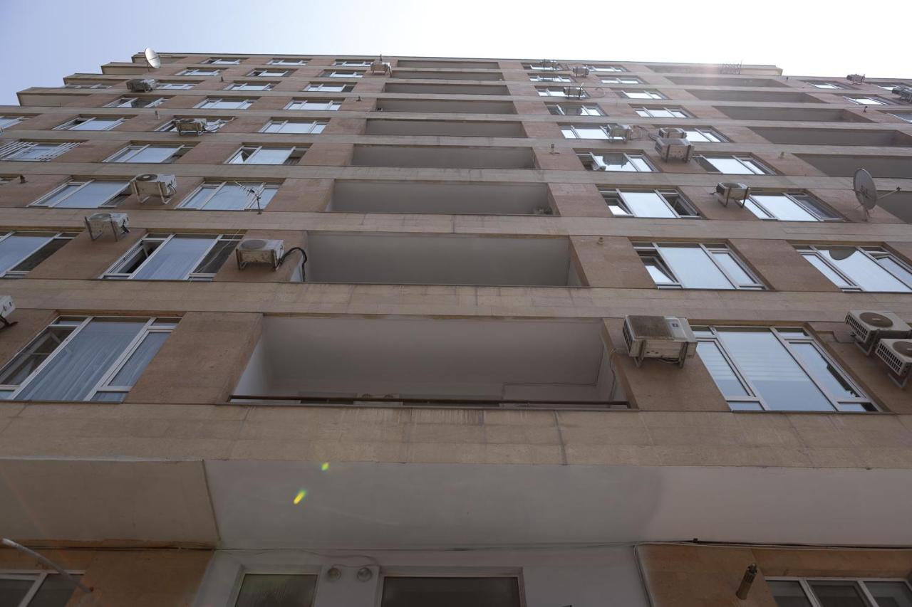 Stylish Two-Bedroom Apartment In Downtown Yerevan - B&B Yerevan