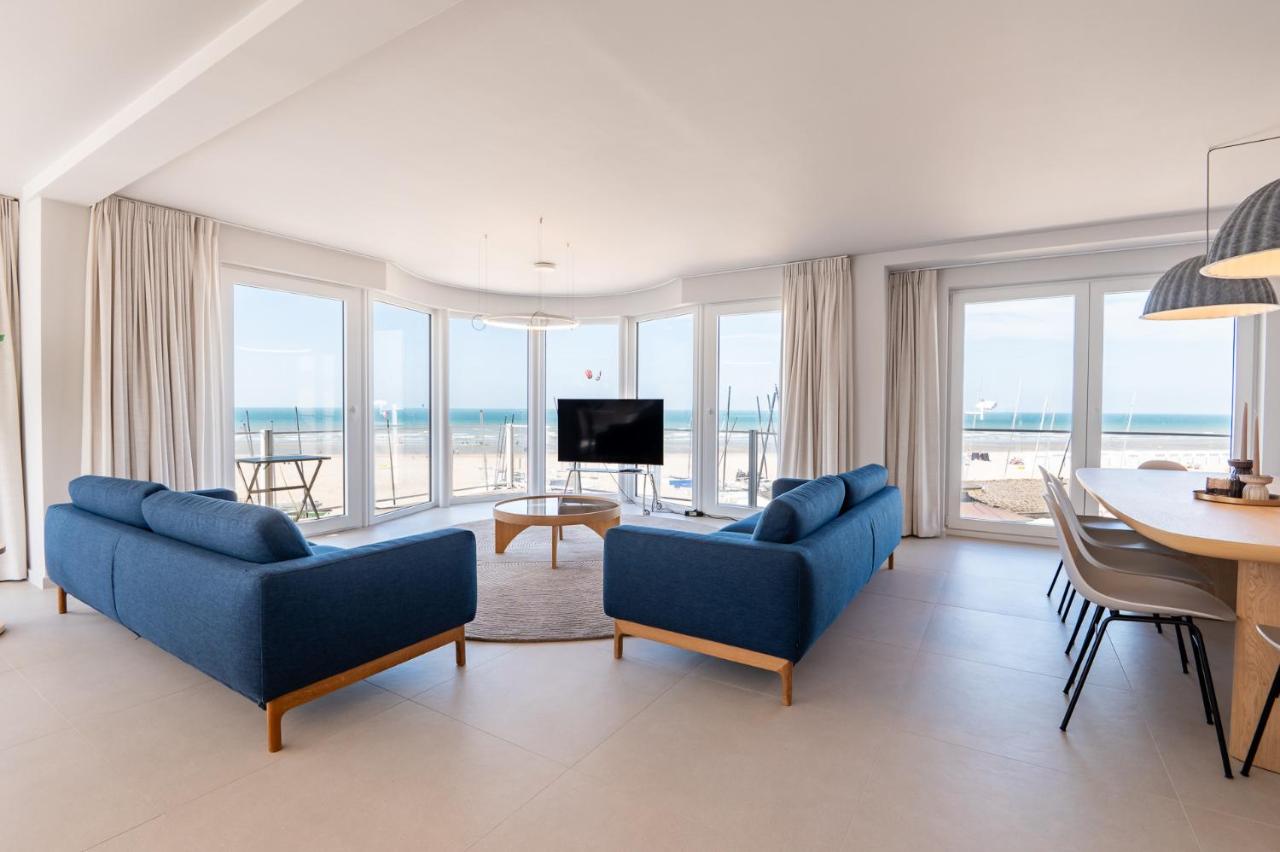 Luxurious Sea View Apartment for 10 with parking - B&B Koksijde