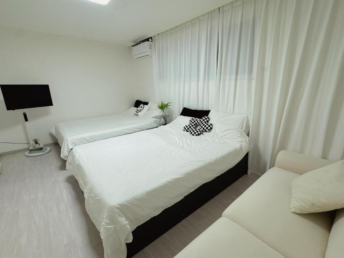 Hi Seoul Sinnonhyeon - B&B Seoul