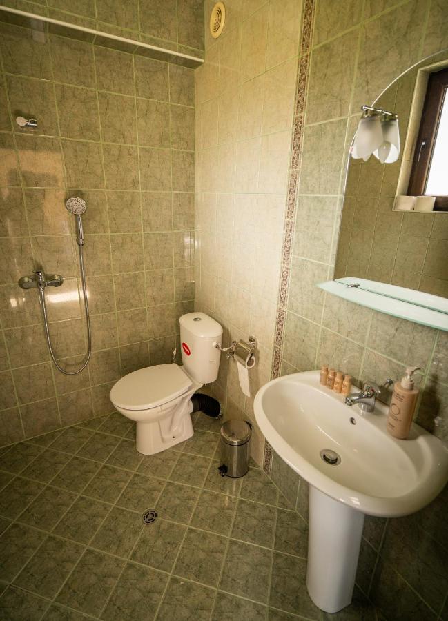 Chambre Lits Jumeaux avec Salle de Bains Privative