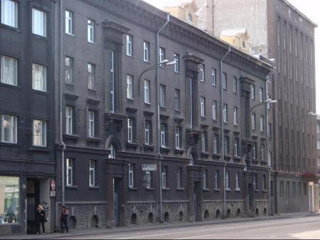 Economy Baltics Apartments - Narva 16 - Chambres d’hôtes