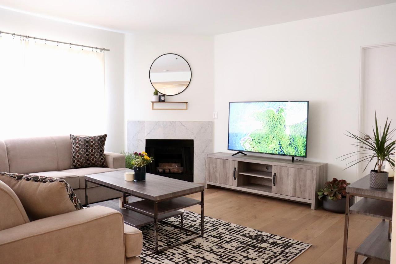 WEHO Place By Sunset Plaza Apartment - B&B Los Angeles